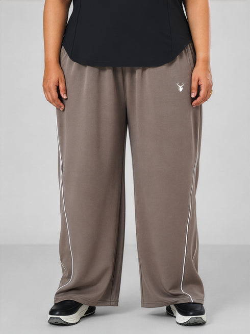 Leera Glide Jogger in Dust Brown ( PLUS SIZE )
