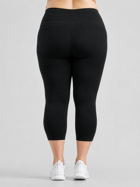 Leera black basic plus size capri legging back view with high waist fit
