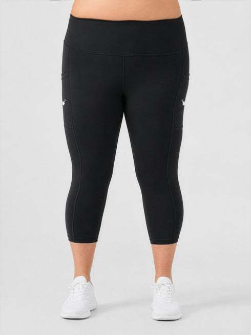 Leera black plus size capri pocket legging front view with high waist fit