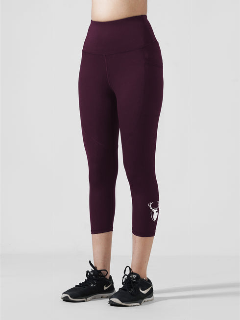 Traction maroon Pocket Capri Legging in Cloud Compression
