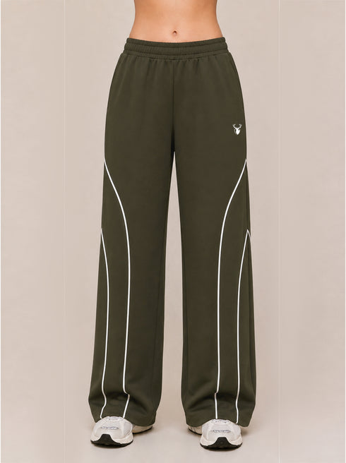 AeroArc Wide-Leg Lightweight Joggers in Olive