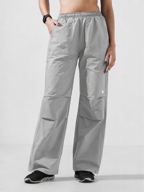 Leera Venture Jogger Pant in Grey