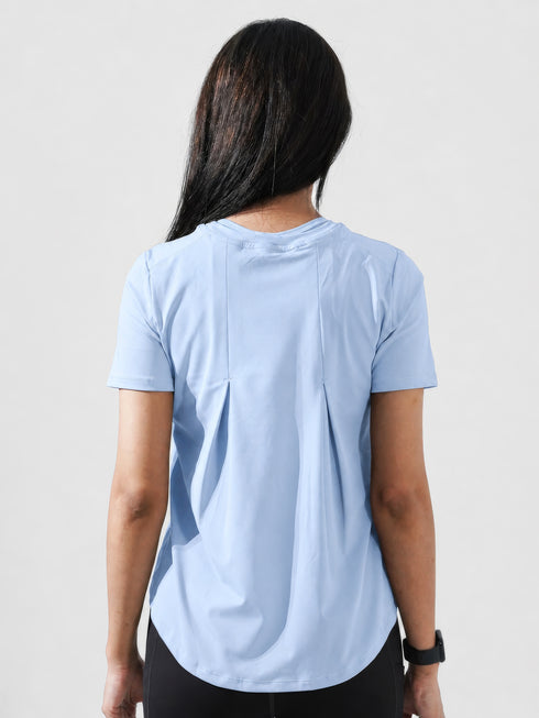 Leera Motion Pleat Performance Tee in Sky Blue